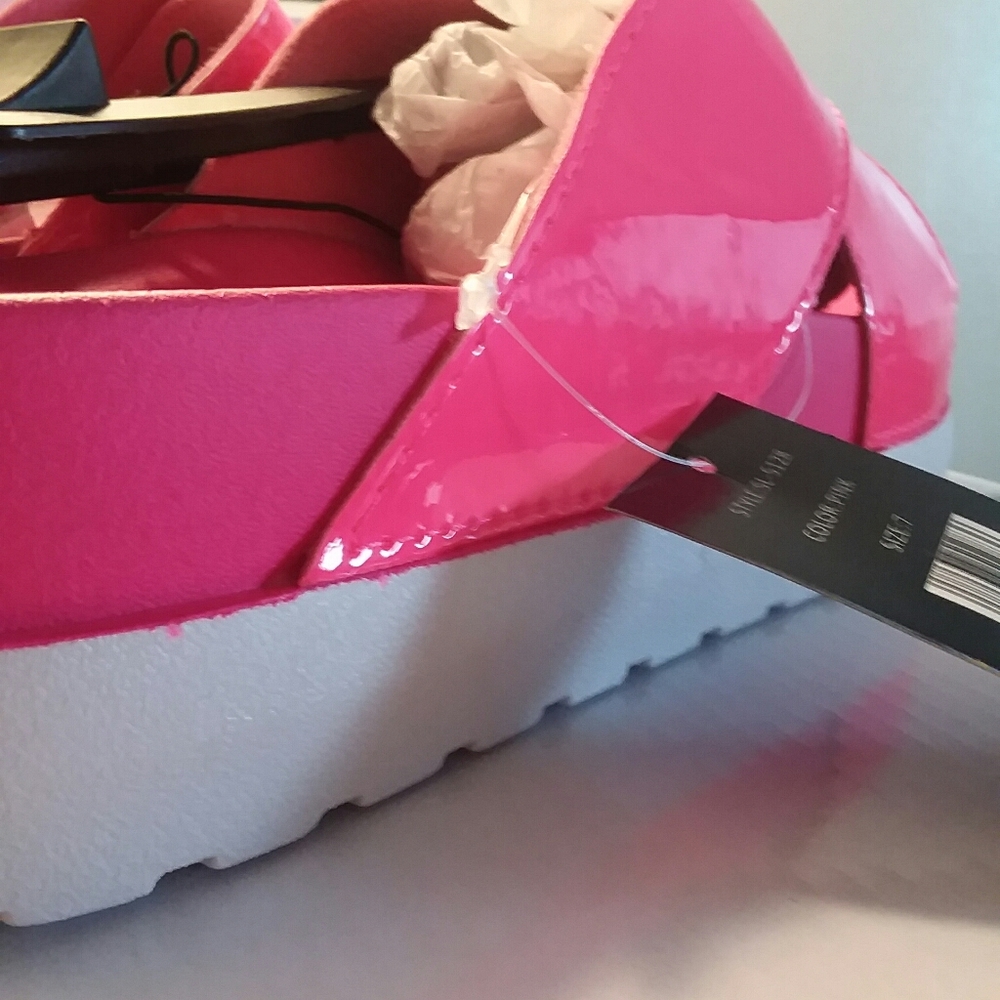 Neon Pink - Picture 3 of 4